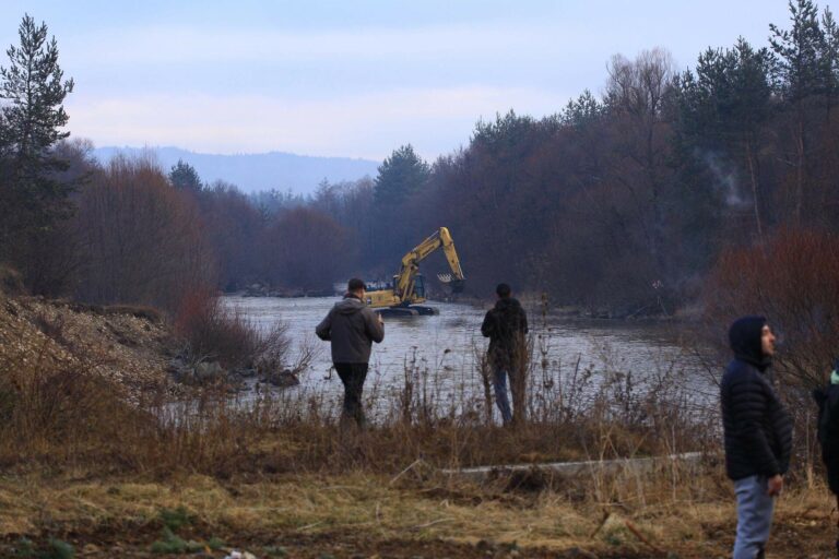 Сдружение Балканка отправи искане за спиране на дейностите в река Искър и намиране на алтернативи