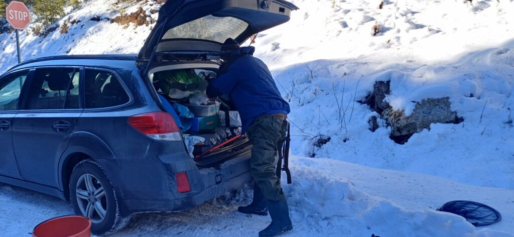 Зарибяване с оплоден хайвер 29.12.2025г. 2 20251229 095409