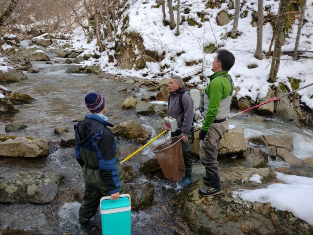 Зарибяване с оплоден хайвер S.macedonicus във водосбора на река Тунджа 03.01.2025 9 IMG 20250103 152359513